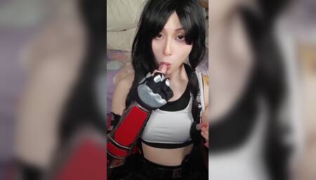 G051 - Tifa Condom Slurp
