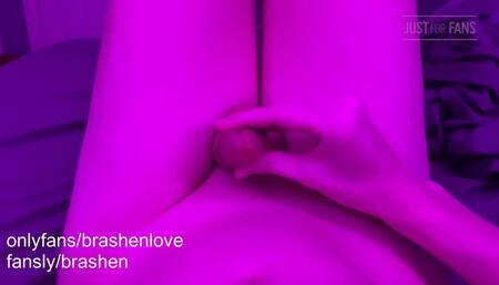 Teen Cums Twice in 2 Minutes