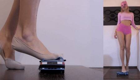 Mylu Model Car Crush