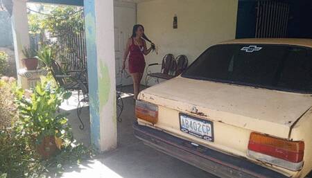 Roxan attempts to start car while pumping pedals and then driving (3)