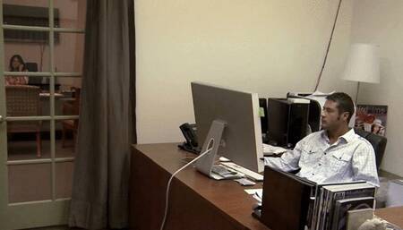 THIS MILF BOSS LOVES TO FUCK HER EMPLOYEE