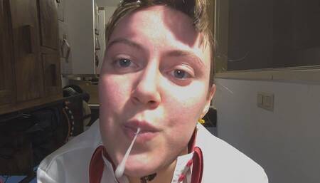 VR 180 - Hannah Spits Into Your Mouth