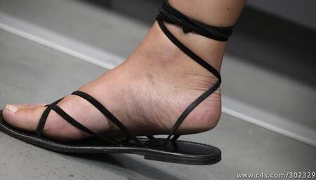 Brat girl with dirty feet and sandal on seat, foot and shoe fetish admiration