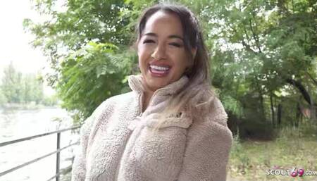 GERMAN SCOUT - Midget Munequita Enfadada