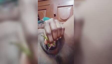 Young GF Masturbate Hard and Moaning Loudly