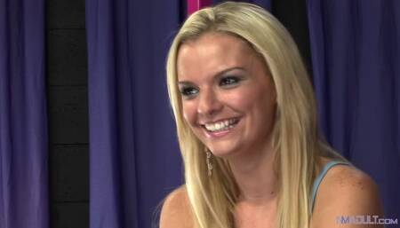 Cute bubbly southern peach fucks the orgasmatron sex robot to orgasm