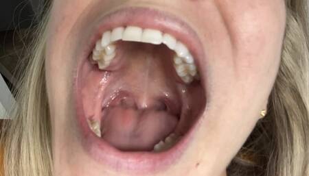 Giantess Ass then mouth full tour POV