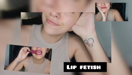 Lip fetish