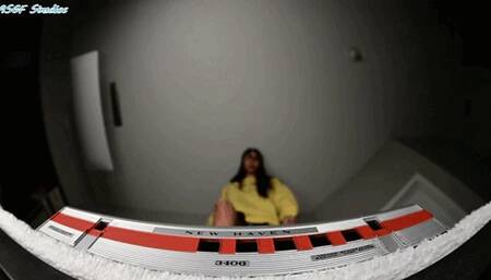 New Haven express not a great ride when Diva comes around! GROWTH GIANTESS CRUSH!! - MOV