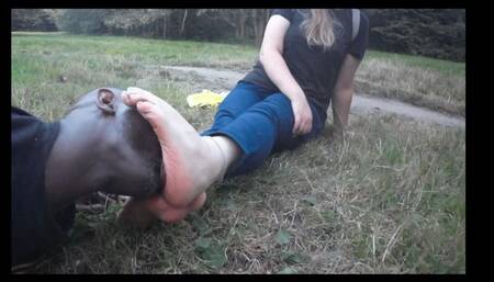 Miss AATT Dials Footboy To Clean Her Dirty, Forest-Trodden Soles, In Public