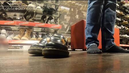 Amelie is secretly filmed on a shopping trip