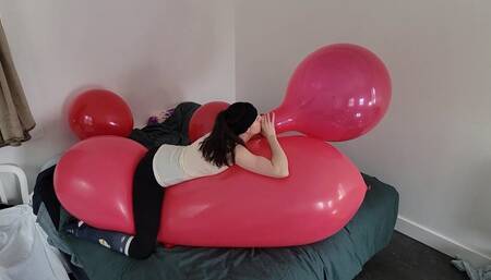 46 - Popping 18in Balloons On Top of a GL1200