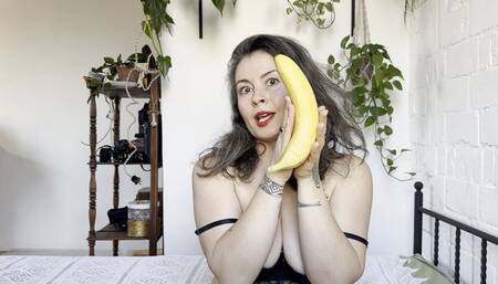 Charmy will swallow a big banana pieces, lick and suck mo2