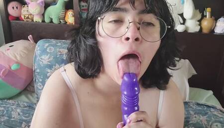 Busty BBW Faekitten toys with pussy and squirts