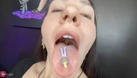Giantess Nicole’s Vore ASMR! - 4K