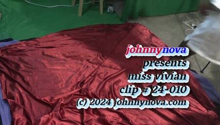 miss vivian clip # 24-010