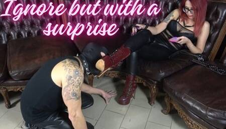 LADY DEMONIQUE - IGNORE YOU - HAND TRAMPLING