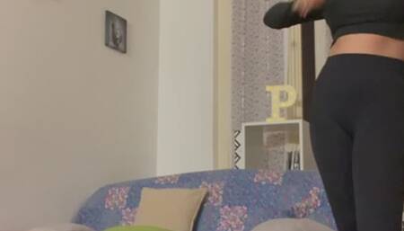 Ballbusting hard con tacchi