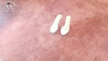 Crystal high heels and blue toes Fetish