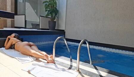 POOL SIDE FART DOMINATION