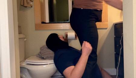 Fart Toilet Eats Up All My Stinky Gas