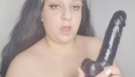 Fucking my armpit with my dildo