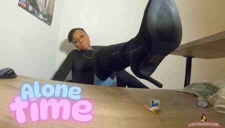 Giantess crew – Karma – Alone Time