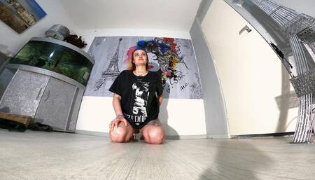 Jennifer Pee In A Jug 2 FLOOR CAM