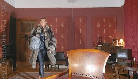 SMOKING - Fur and Red Lipstick