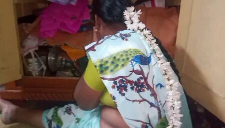 Indian Beauty Aunty Big Boobs