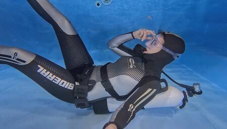 Apnea 043 - Anne SCUBA