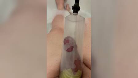 Penis Pump in Barth Than Masturbate
