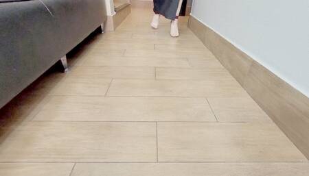 SWALLOW MY FEET WITH YOUR GIANT MOUTH STRANGE SLAVE - BY SCARLET WHITE - CLIP FULL