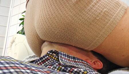 Mistress Jane - Facesitting punishment follows