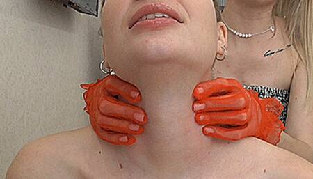 Blondie massages her neck with her length! MP4