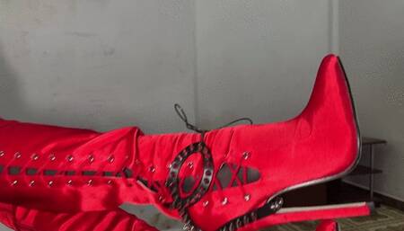 BQ The Adoration of the BootsQueen