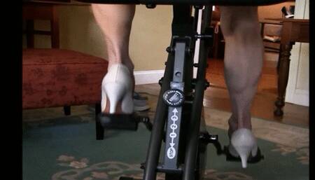 Lilly on the bike, changed aspect ratio