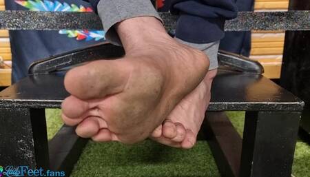 Slave's View Under My Desk - Worship My Feet