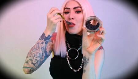 Difference in between you and me - CAVIAR