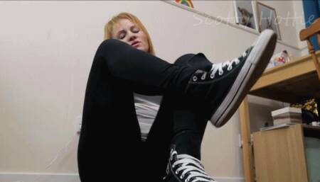 Foot enjoyment for closet foot lover