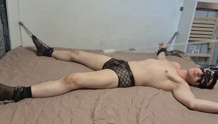 Tickling with bondage and Foot fetish with Mistress GospodaricaEmma and sub Wolfy01