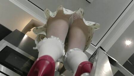 He follows you around the kitchen (Part 3) MOV FULL HD 1080p