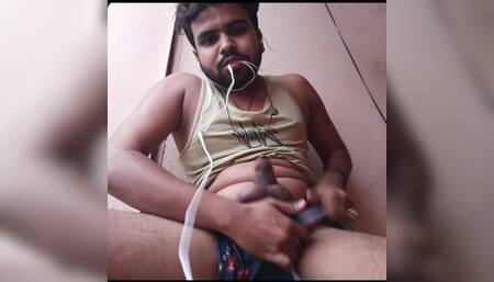 A Sucker Snaker That Has Sucking Hard on Hotty Pussy Girl with Very Horny Way