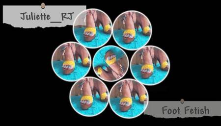 Juliette_RJ Self Feet Care on a Hot Summer Day FOR MOBILE DEVICES USERS - FOOT FETISH - TOE SPREADING - DANGLING