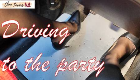 Driving to the party in black leather pumps 1080