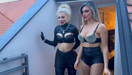 Public DOUGLE Asthray CHURCH View Iside and Slavena CLOSE UPS