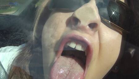 Lipstick On The Car Window HD-480