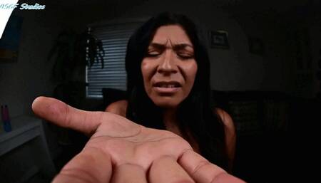 Valerie Lomax can't place what bug you are!! Giantess finger crush - MP4