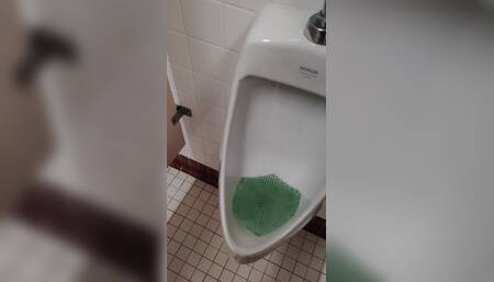 Bb Pissing