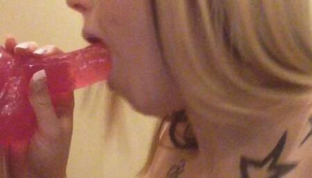 Bj gag on pink toy